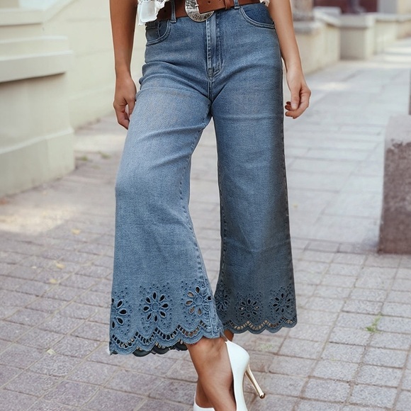 New with tags! “Little Daisy” Cropped Denim Pants size 6 - Picture 3 of 5